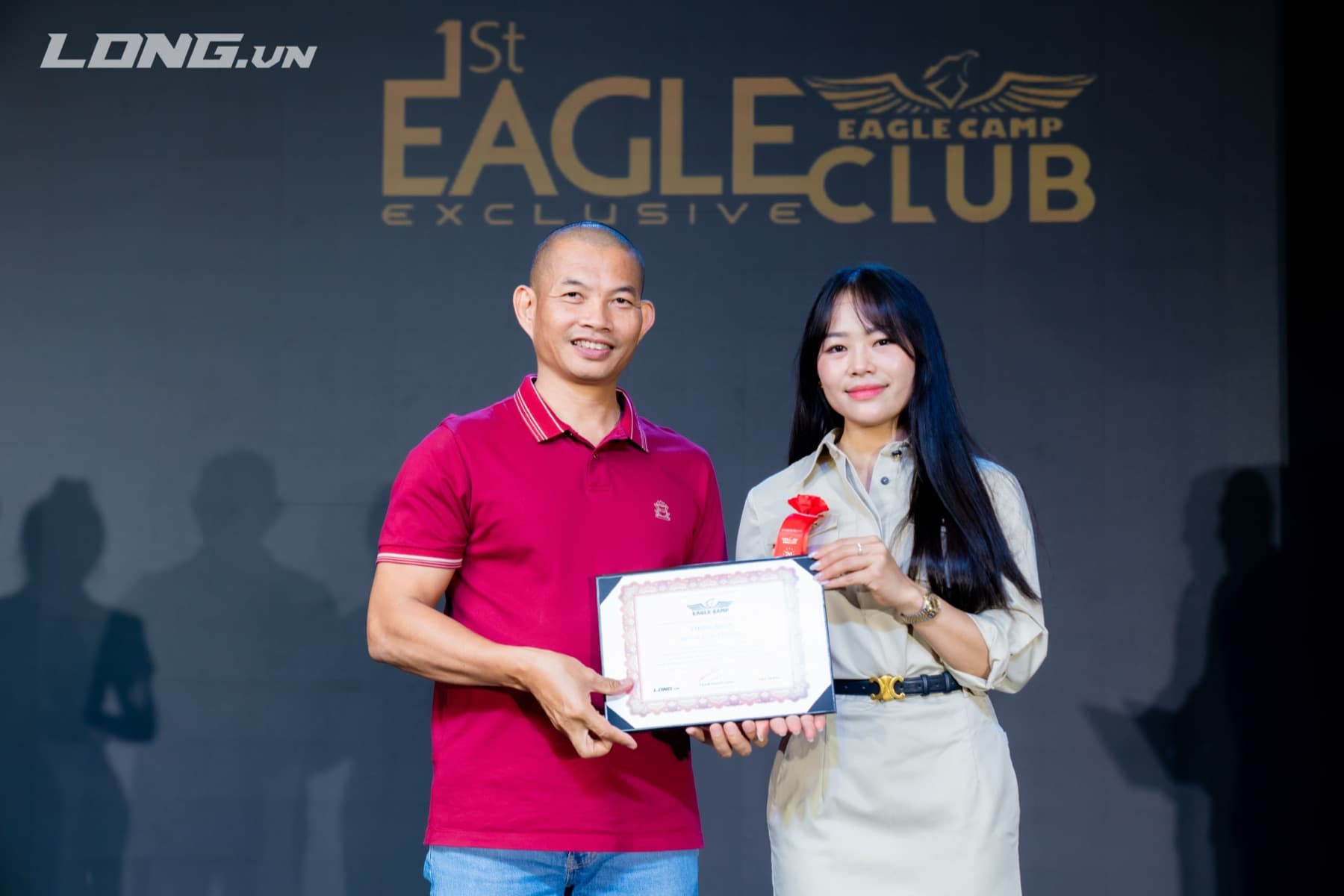 Một năm học thầy Phạm Thành Long: 4 ngày IPS16 tự dựng cả một "nhà máy nội dung"